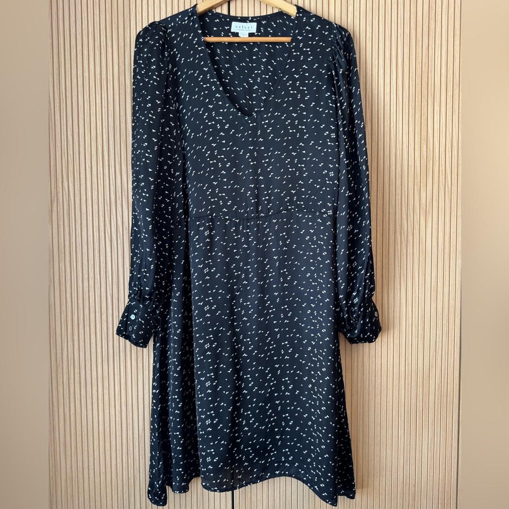 Velvet by Graham & Spencer Black Print V-Neck Long Sleeve Dress XL
